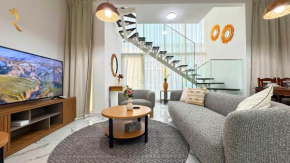 Refined 2BR Escape with Pool and Parking - Masdar
